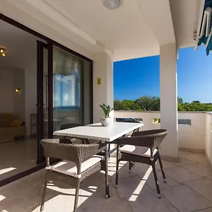 Manzoni Apartment Punat